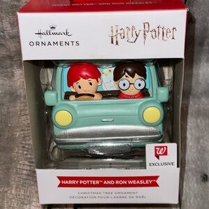New Hallmark Harry Potter & Ron Weasley Ornament Walgreen's Exclusive 2025